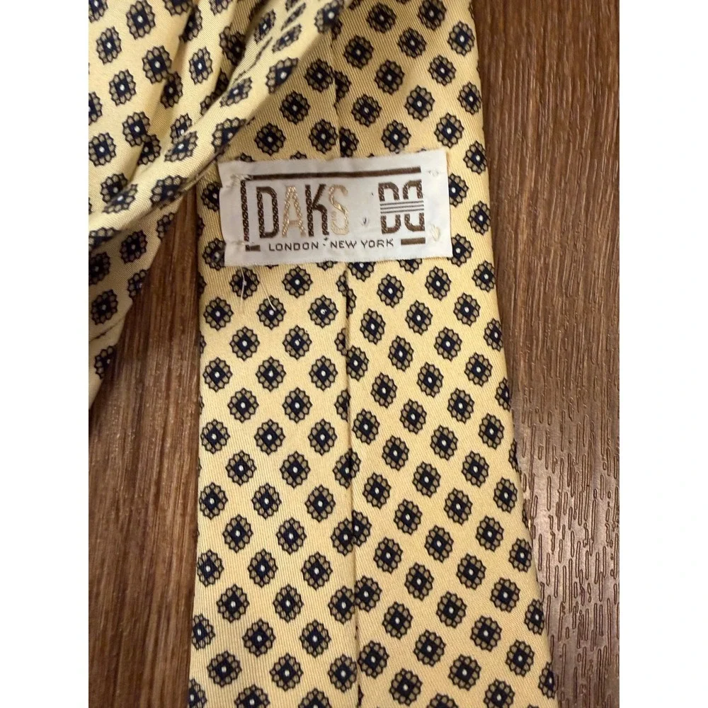 Daks london new
